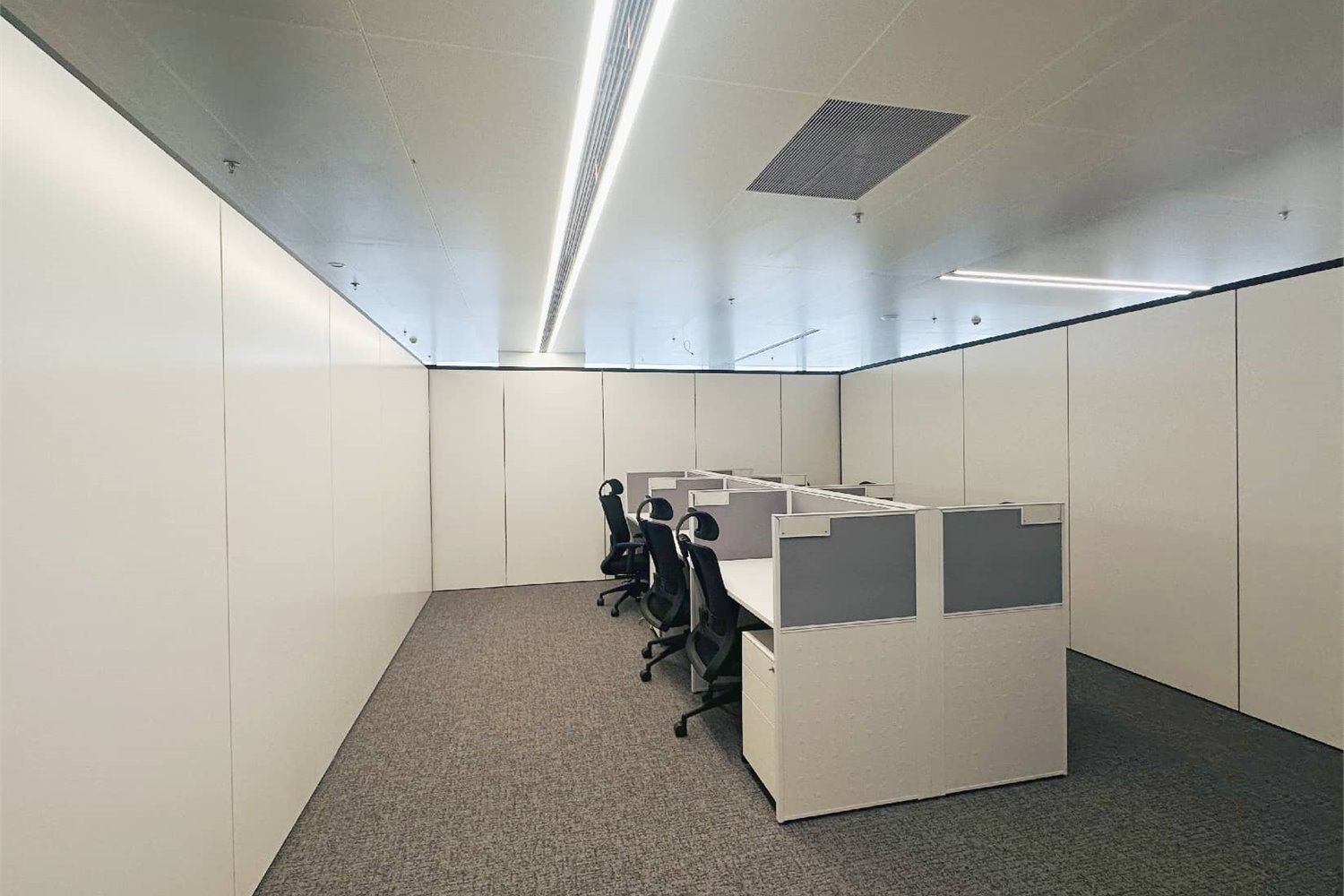 Steel partition wall system for commercial office