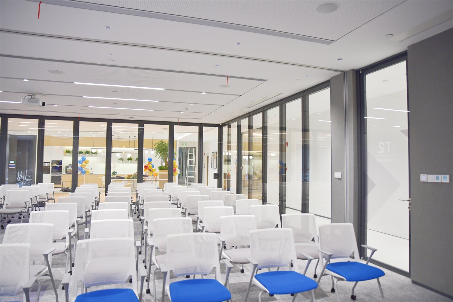 baxter medical glass operable partition