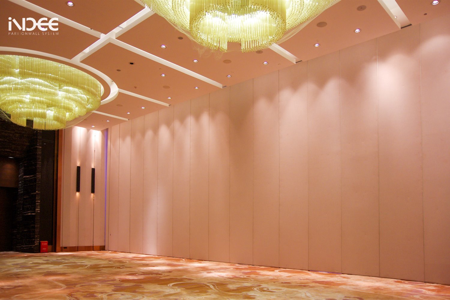 Wuxi Taihu Crowne Plaza Hotel partition detail